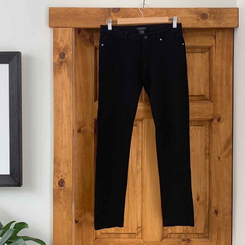 Cisono black stretch pants size Large but runs small